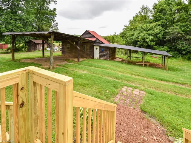 $195,000 | 1985 Griffin Road, Rural Hall, NC 27045