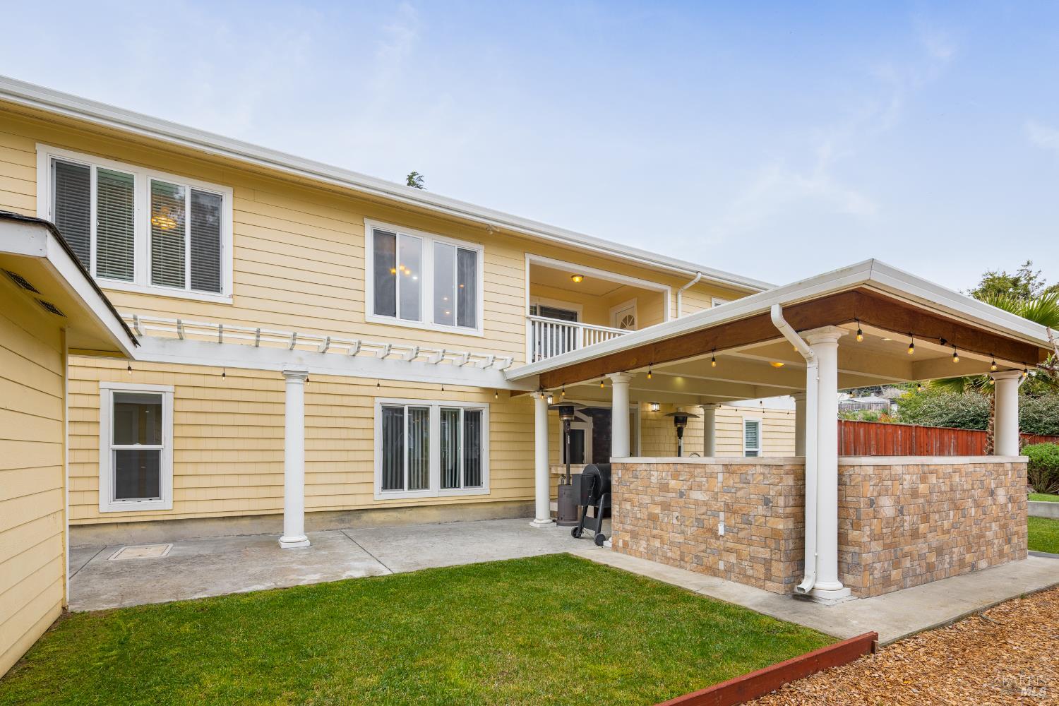 1534 Ranch Road Bodega Bay, CA 94923 - Photo 19 of 33 front view of a house with a yard