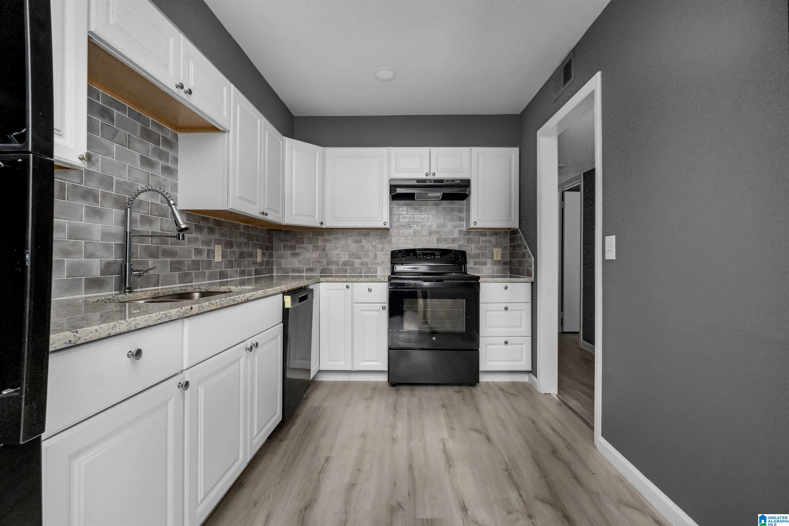 3013 Massey Road, Unit B Vestavia Hills, AL 35216 - Photo 16 of 30