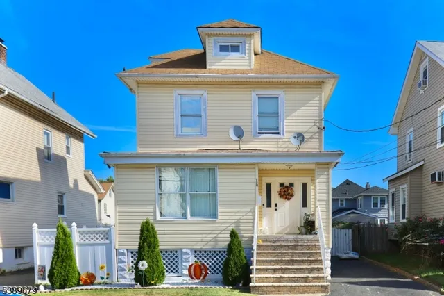 $569,900 | 757 Floral Avenue, Elizabeth, NJ 07208