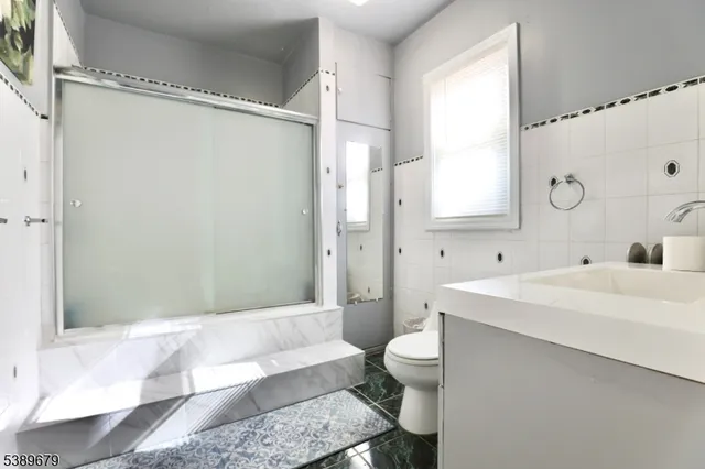 $569,900 | 757 Floral Avenue, Elizabeth, NJ 07208