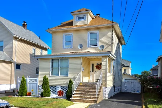 $569,900 | 757 Floral Avenue, Elizabeth, NJ 07208