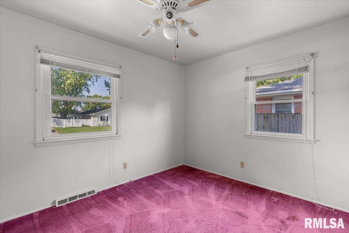 8 Foresters Lane Springfield, IL 62704 - Photo 23 of 37 Gallery Image 23
