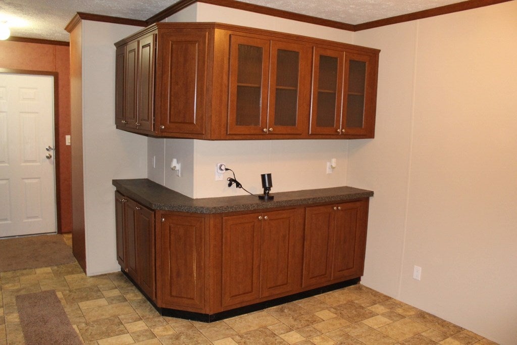 126 Ridgeview Drive Milton, WV 25541 - Photo 8 of 27 Gallery Image 8
