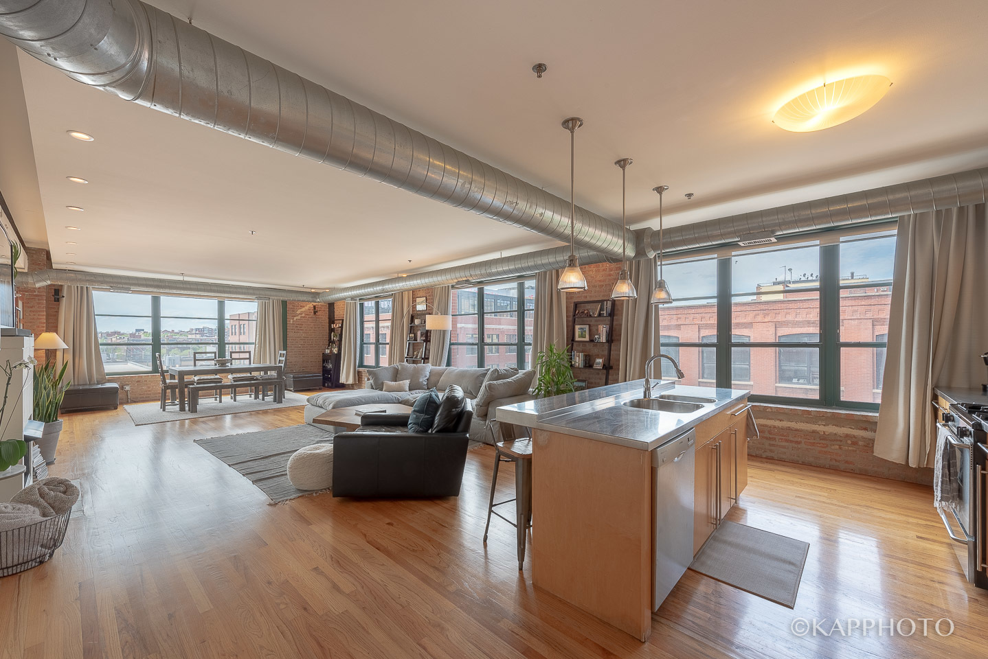 1118 West Fulton Street, Unit 404 Chicago, IL 60607 - Photo 6 of 27