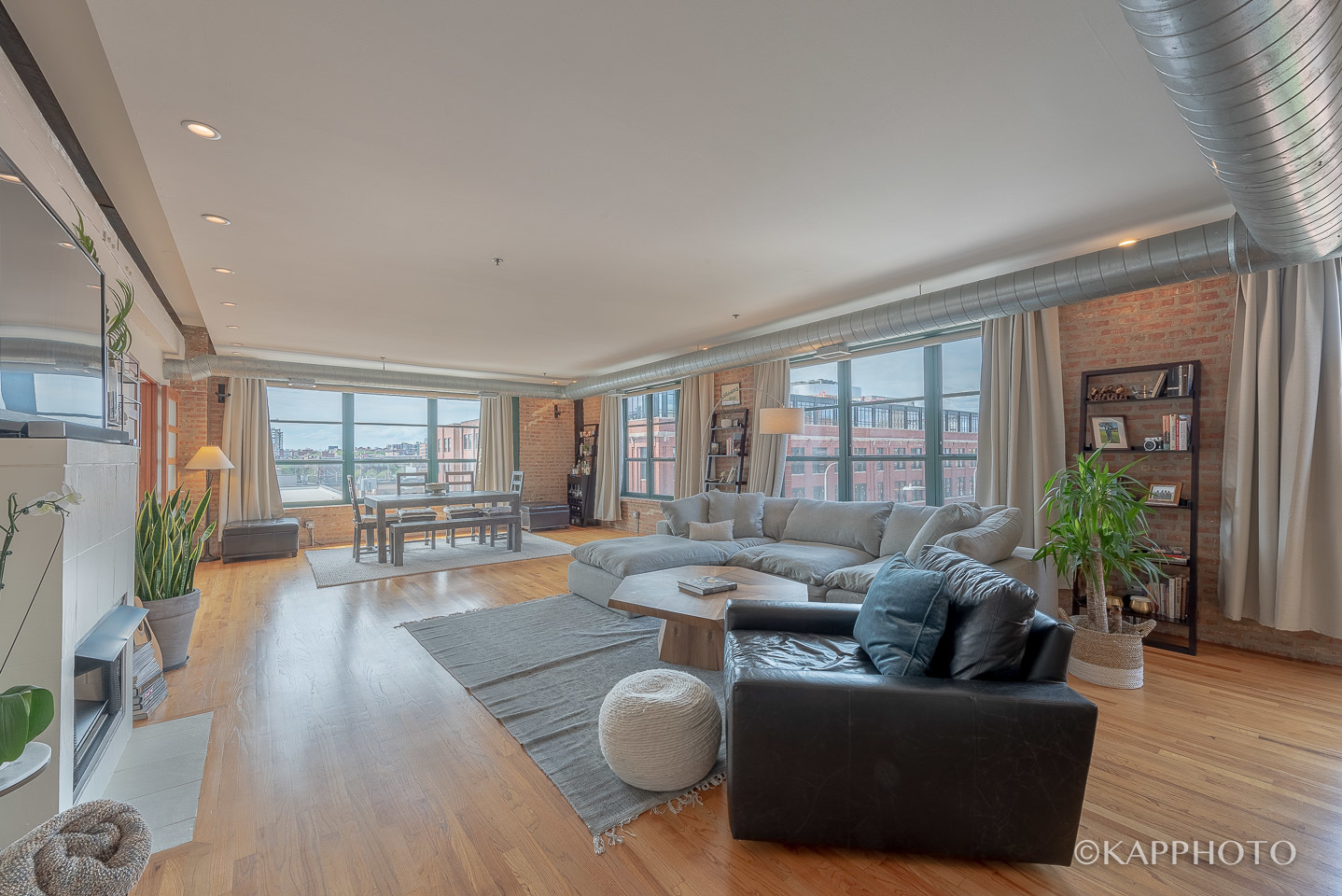 1118 West Fulton Street, Unit 404 Chicago, IL 60607 - Photo 7 of 27