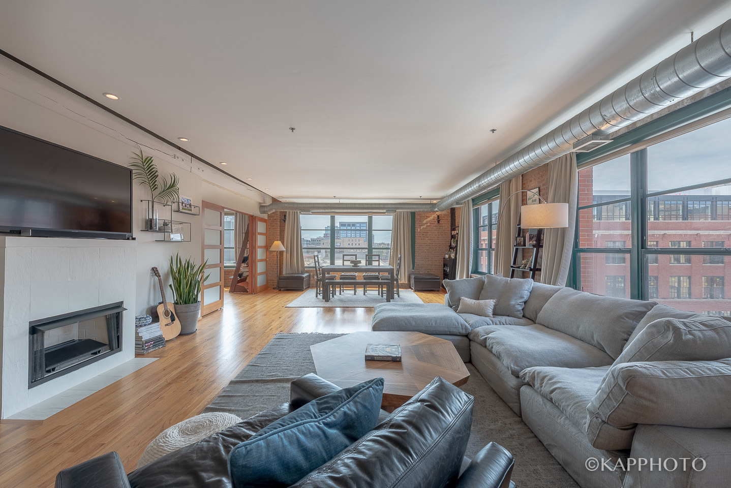 1118 West Fulton Street, Unit 404 Chicago, IL 60607 - Photo 8 of 27
