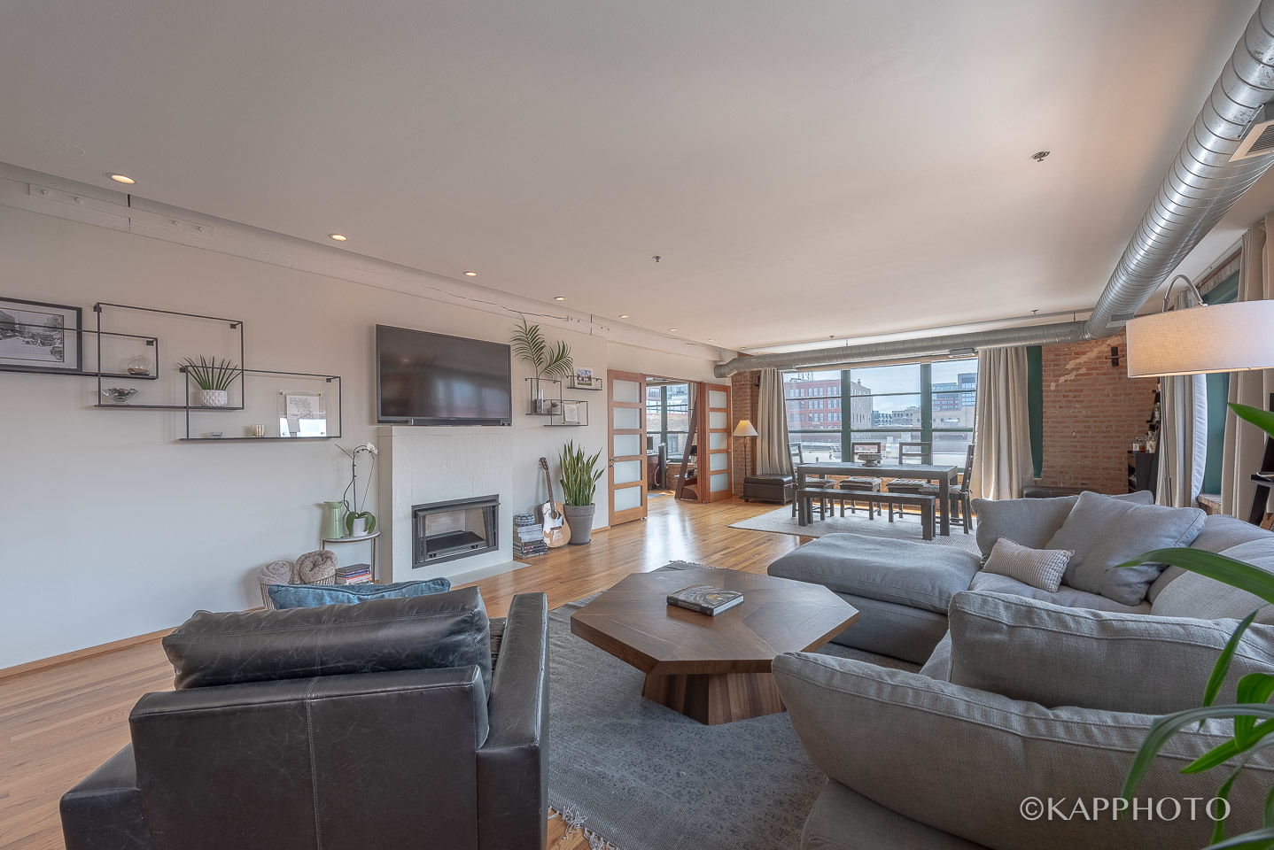 1118 West Fulton Street, Unit 404 Chicago, IL 60607 - Photo 9 of 27