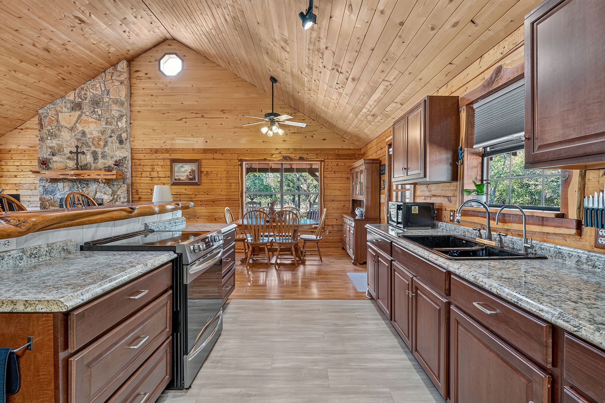 250 Gant Road Dripping Springs, TX 78620 - Photo 8 of 30 Gallery Image 8