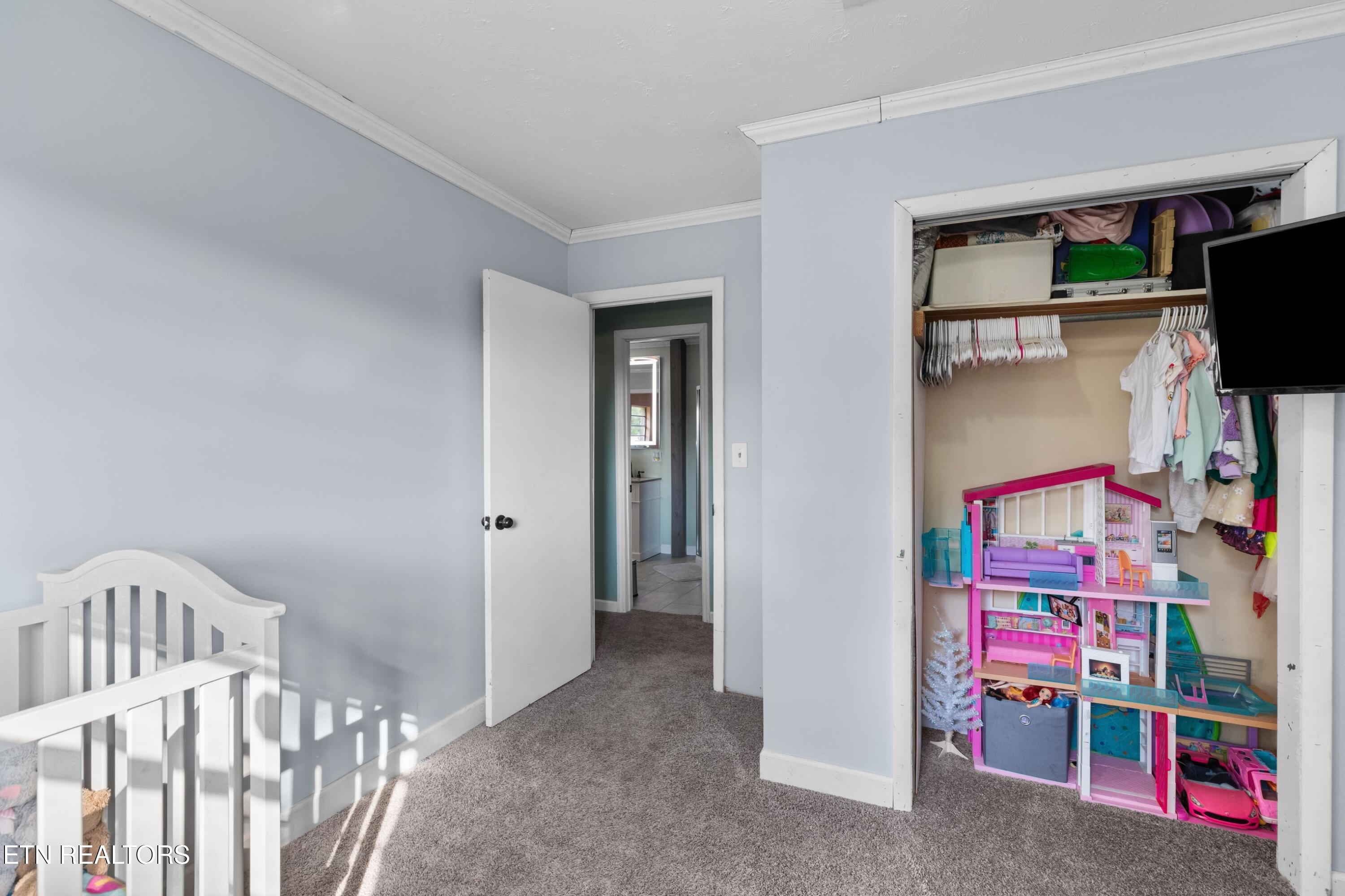 430 McVey Road Tazewell, TN 37879 - Photo 18 of 38 017-430McVeyRoad-Tazewell-TN-37879-SMALL