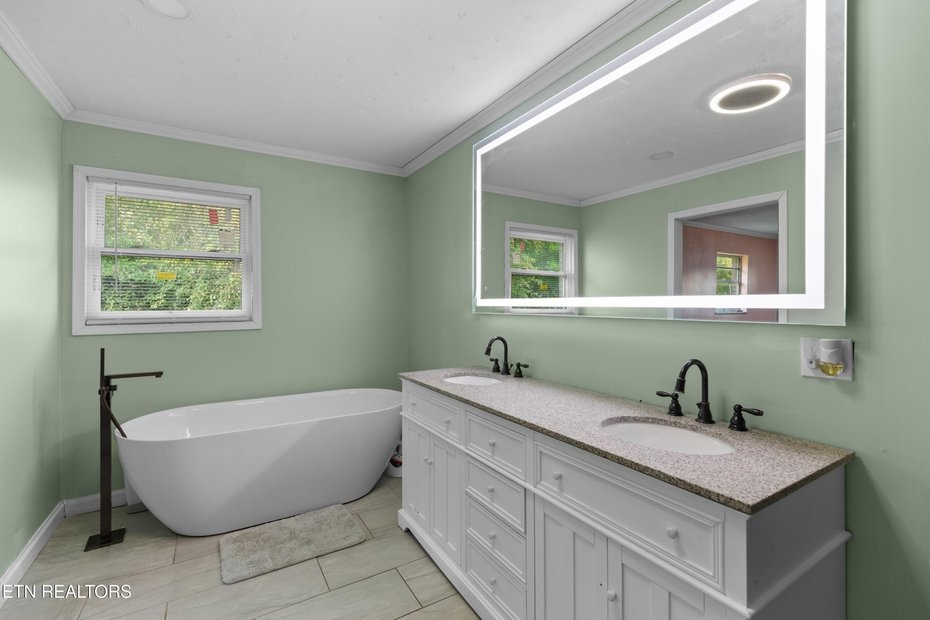 430 McVey Road Tazewell, TN 37879 - Photo 23 of 38 015-430McVeyRoad-Tazewell-TN-37879-SMALL