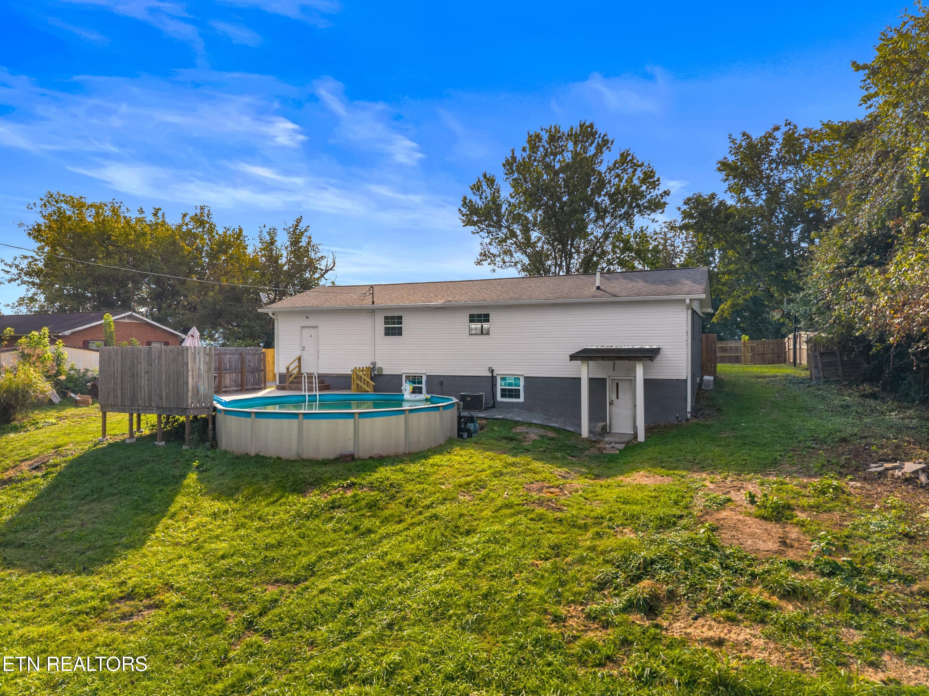 430 McVey Road Tazewell, TN 37879 - Photo 29 of 38 030-430McVeyRoad-Tazewell-TN-37879-SMALL