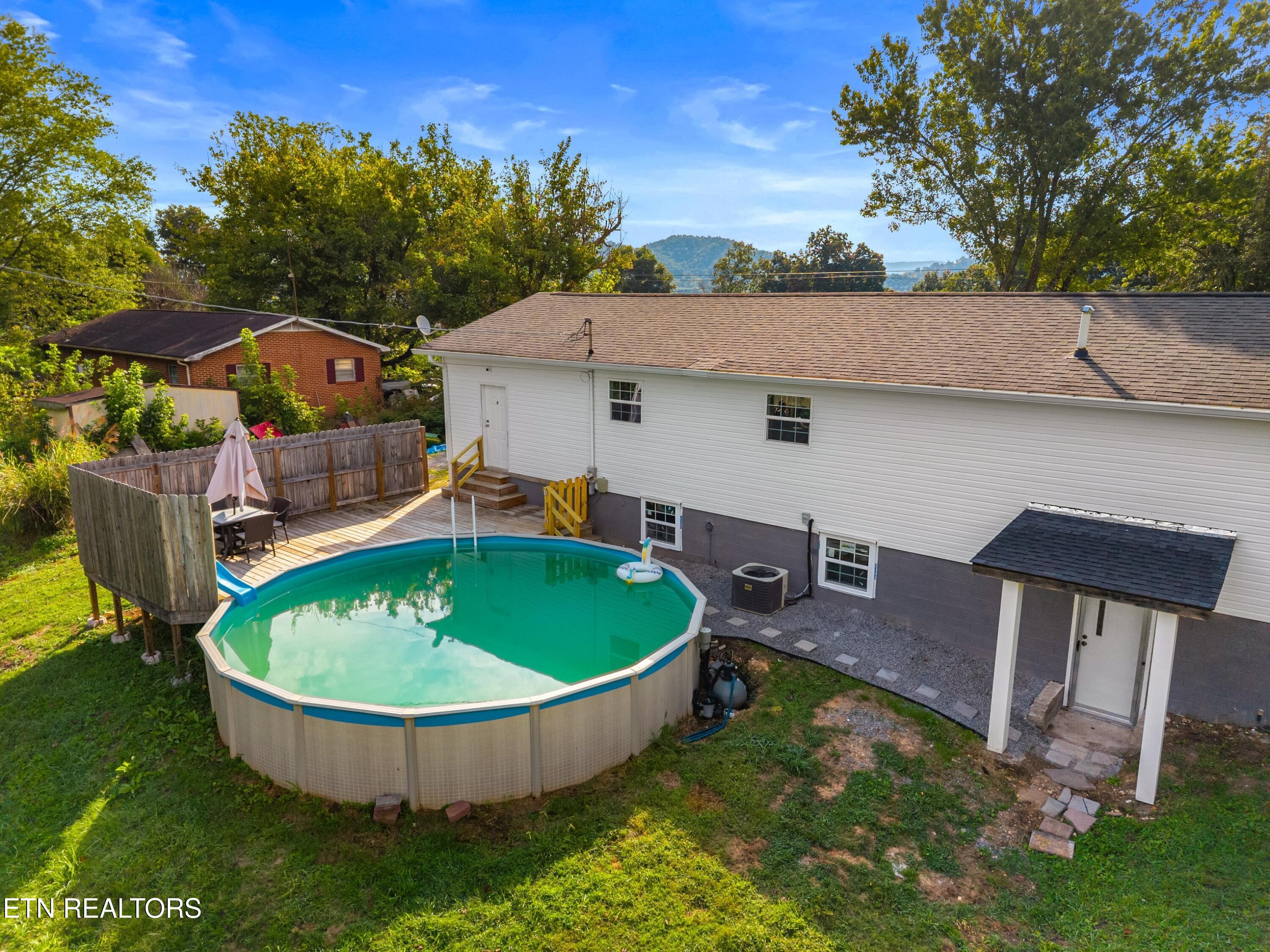 430 McVey Road Tazewell, TN 37879 - Photo 31 of 38 034-430McVeyRoad-Tazewell-TN-37879-SMALL