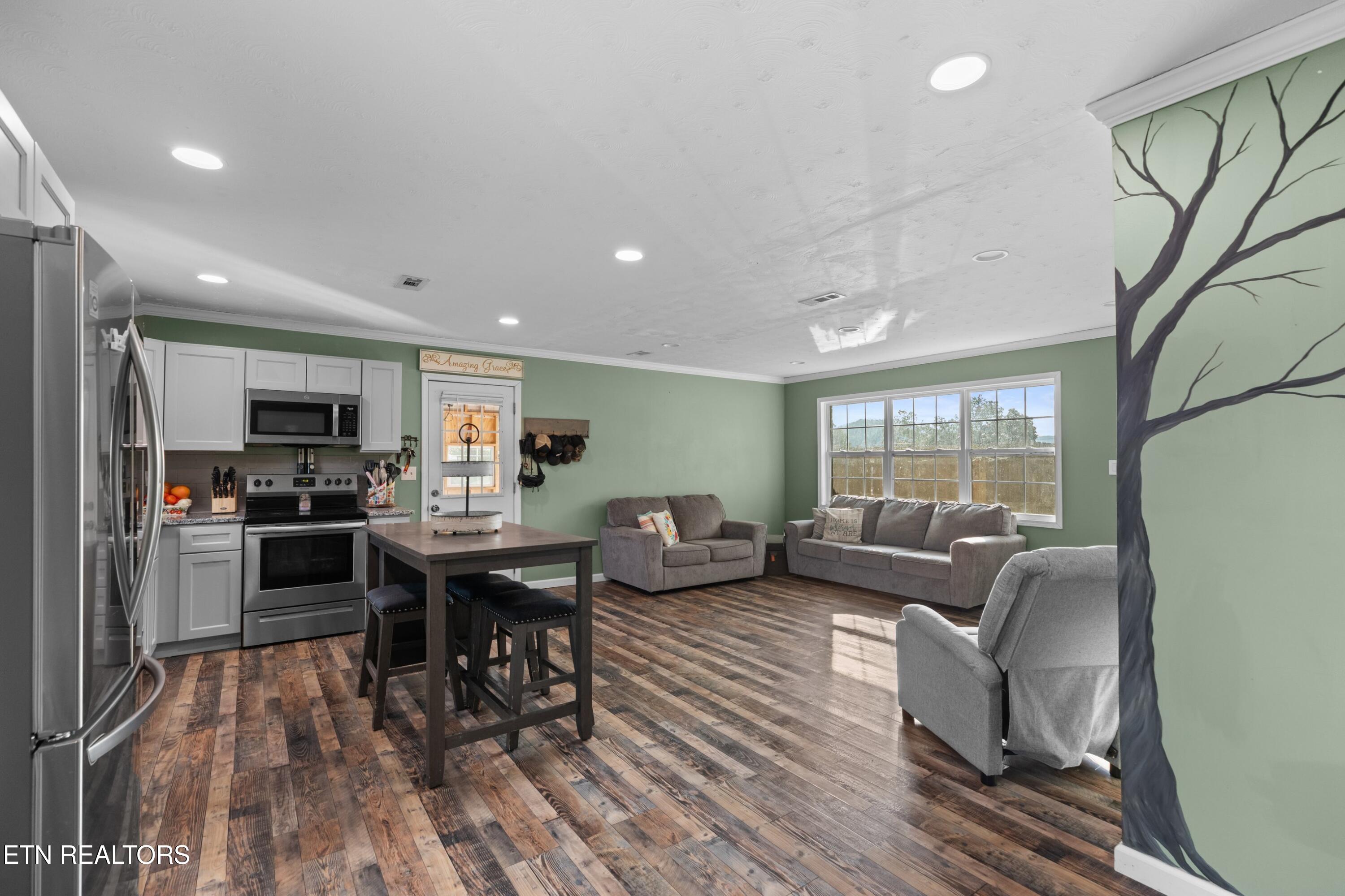 430 McVey Road Tazewell, TN 37879 - Photo 8 of 38 010-430McVeyRoad-Tazewell-TN-37879-SMALL