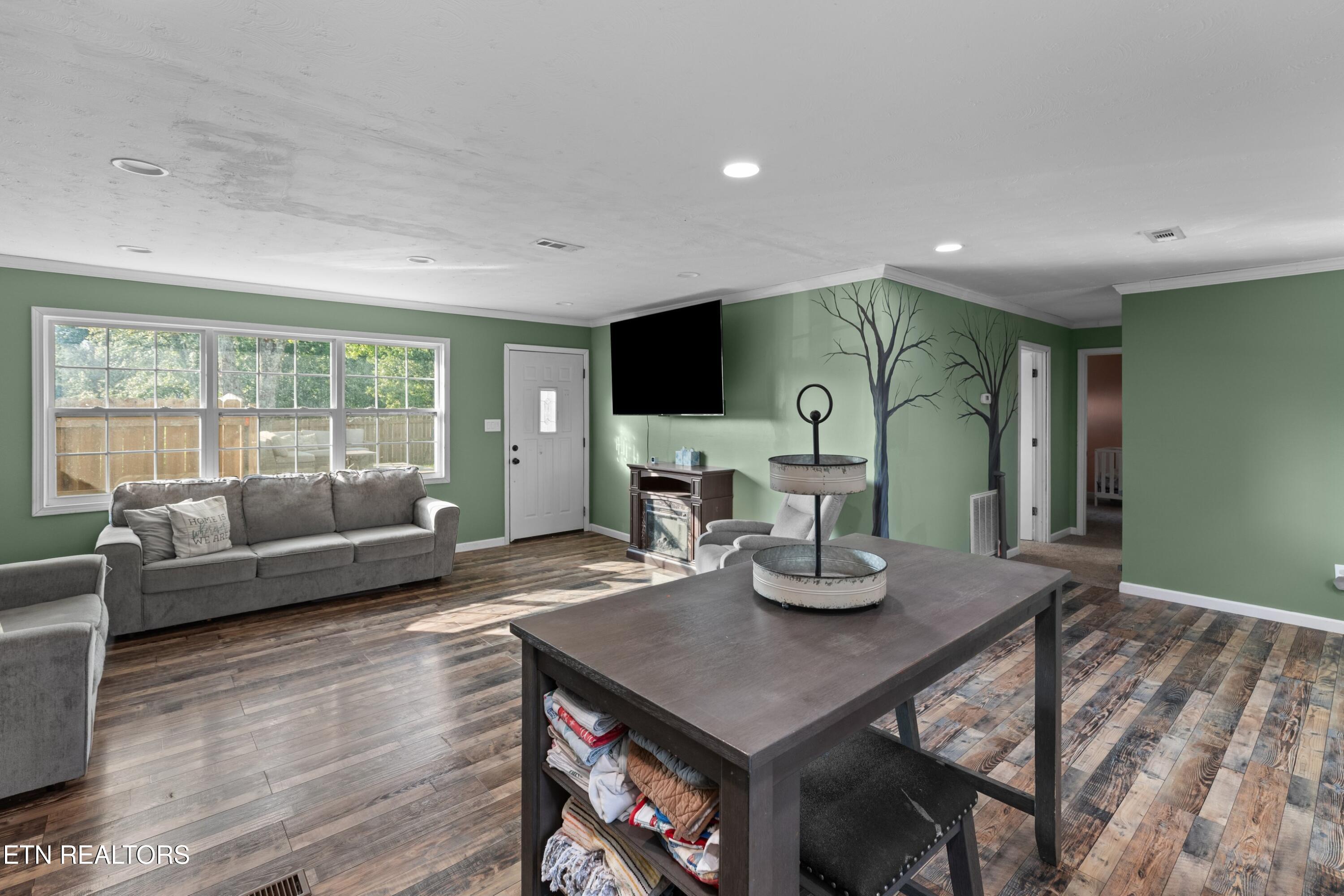 430 McVey Road Tazewell, TN 37879 - Photo 9 of 38 009-430McVeyRoad-Tazewell-TN-37879-SMALL