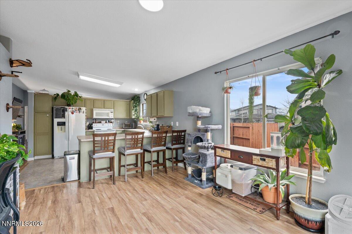 18213 Silverleaf Court Reno, NV 89508 - Photo 11 of 33 11-18213 Silverleaf Court Reno NV 89508