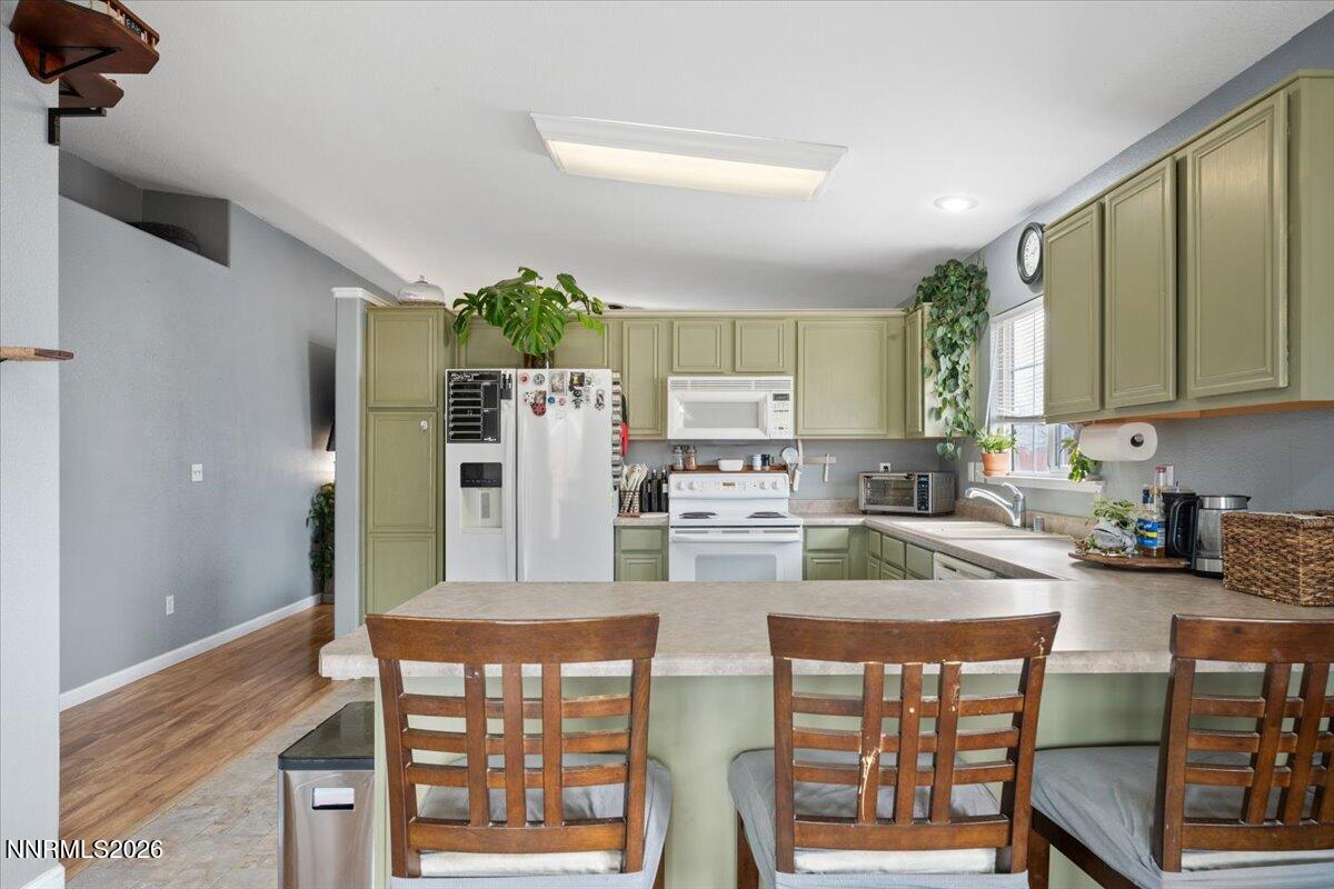 18213 Silverleaf Court Reno, NV 89508 - Photo 10 of 33 10-18213 Silverleaf Court Reno NV 89508