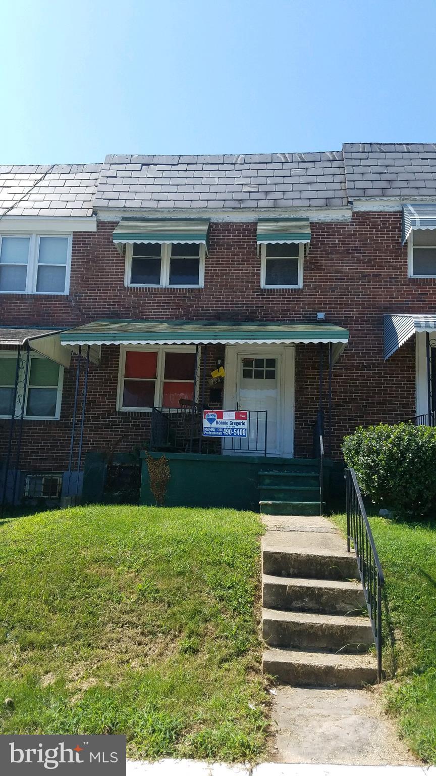 924 Wicklow Road Baltimore, MD 21229 - Photo 2 of 9 Exterior (Front)