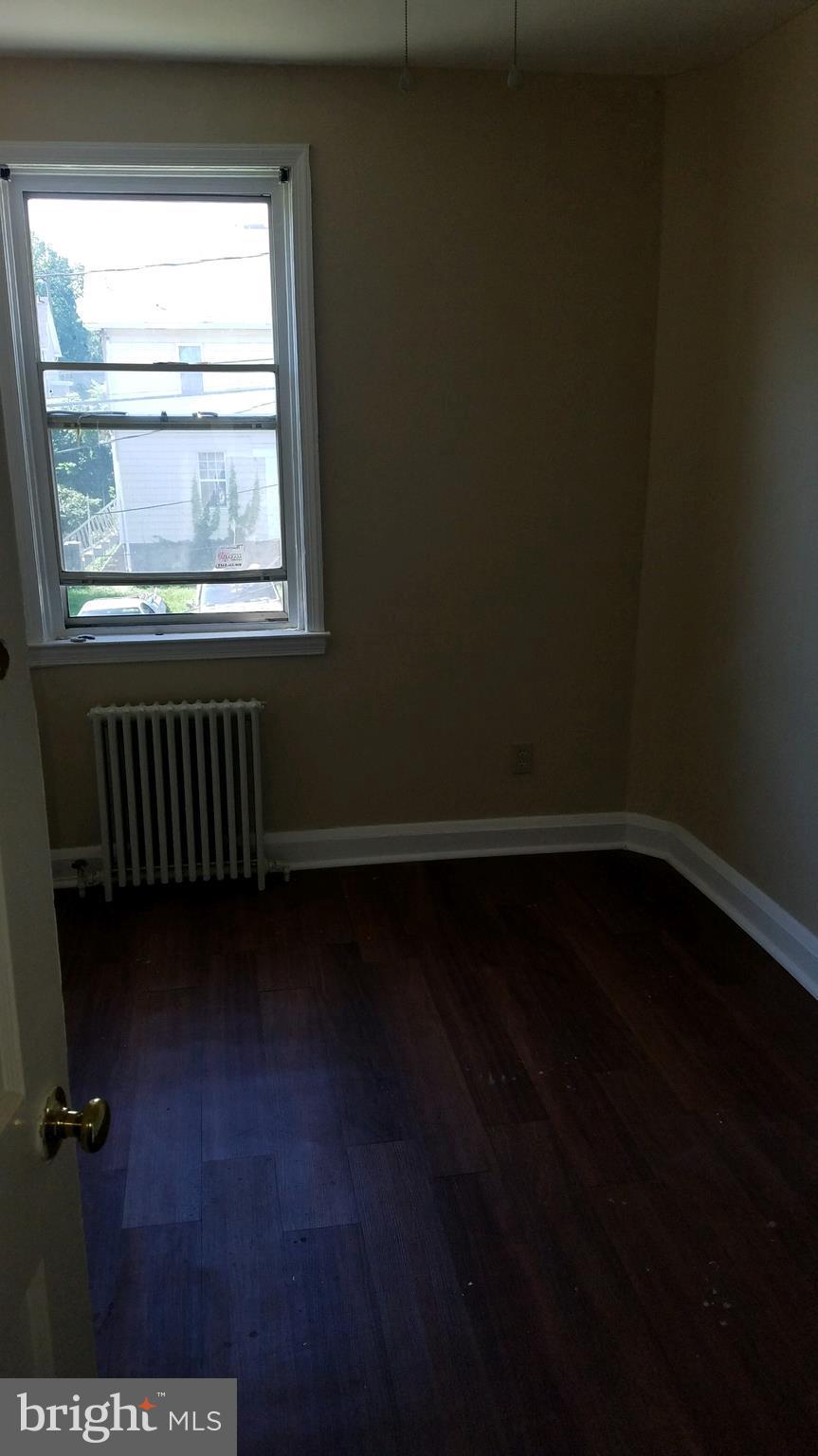 924 Wicklow Road Baltimore, MD 21229 - Photo 9 of 9 Second Bedroom