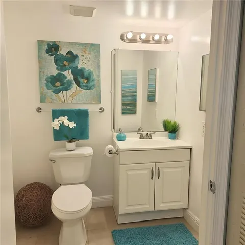 $1,690 | 3600 North 56th Avenue, Unit 105, Hollywood, FL 33021