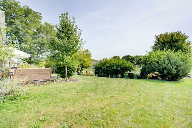 $395,000 | 1035 Newcastle Lane, Aurora, IL 60506