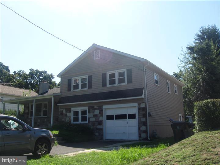865 Fernhill Road Abington, PA 19038 - Photo 2 of 20 Gallery Image 2