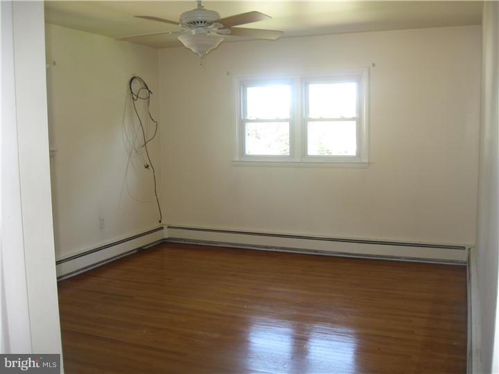 865 Fernhill Road Abington, PA 19038 - Photo 18 of 20 Gallery Image 18