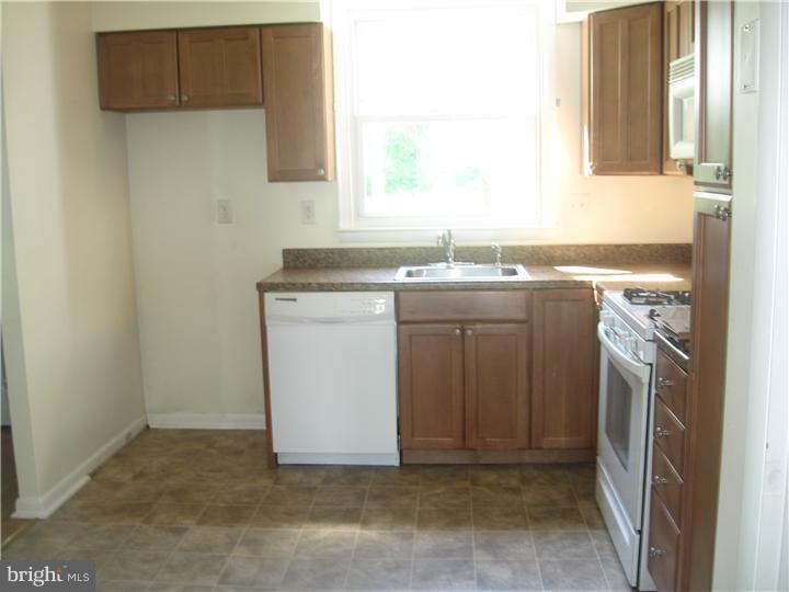 865 Fernhill Road Abington, PA 19038 - Photo 10 of 20 Gallery Image 10