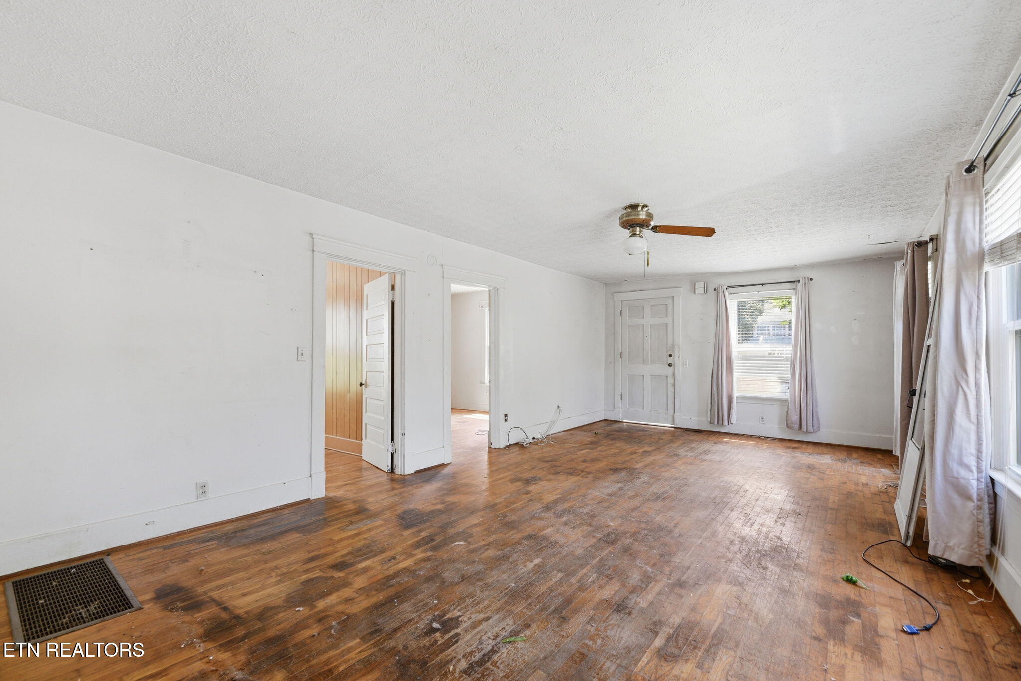 1426 Remsen Street Alcoa, TN 37701 - Photo 17 of 18 6-web-or-mls-DSC_4246