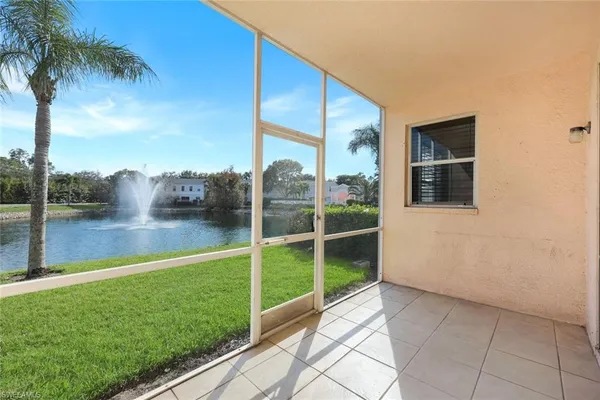 $2,200 | 3250 Cypress Glen Way, Unit 402, Naples, FL 34109