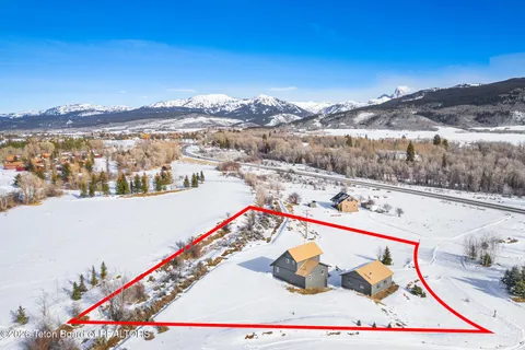 $925,000 | 1864 Pioneer Trail, Driggs, ID 83422
