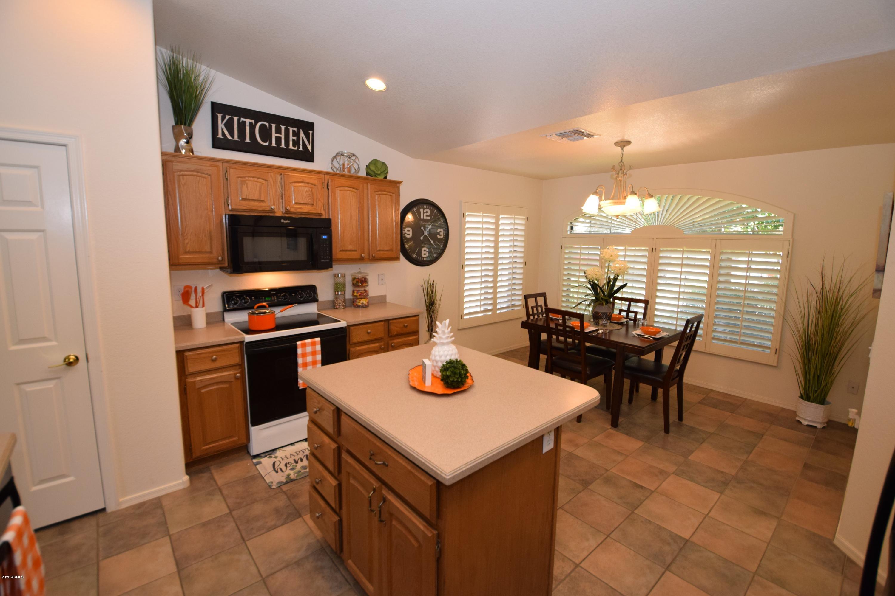 15571 Piccadilly Road Goodyear, AZ 85395 - Photo 12 of 28 DSC_0239