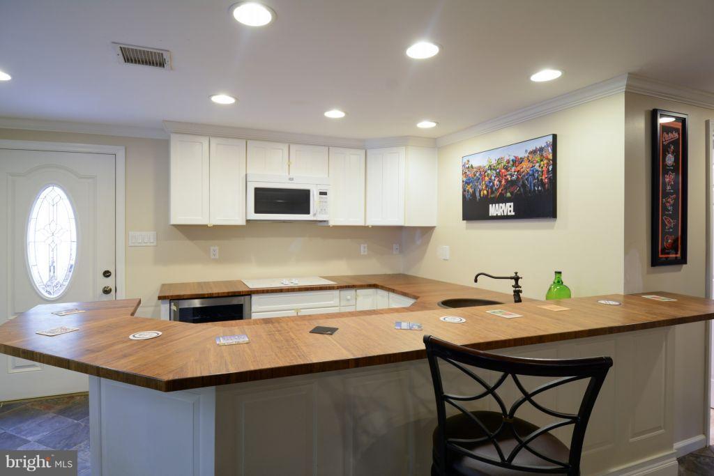 14101 Duckett Road Brandywine, MD 20613 - Photo 20 of 27 Family Room