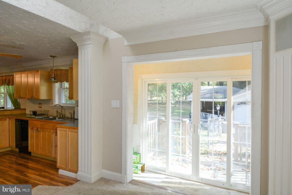 14101 Duckett Road Brandywine, MD 20613 - Photo 3 of 27 Family Room