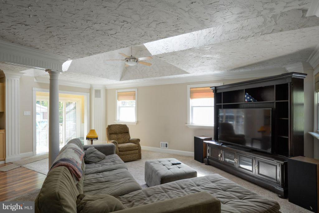 14101 Duckett Road Brandywine, MD 20613 - Photo 4 of 27 Family Room