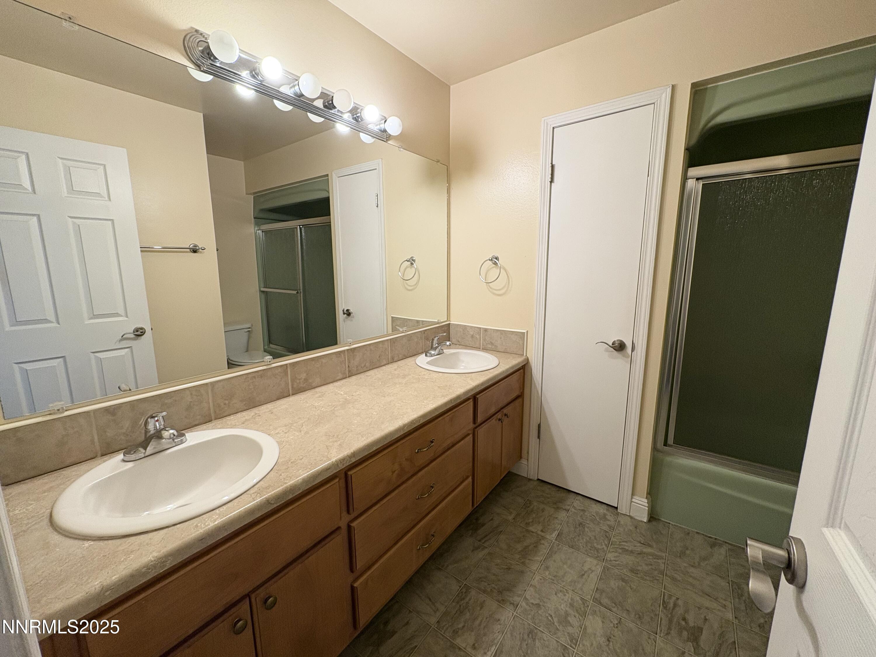 165 Smithridge Park Reno, NV 89502 - Photo 23 of 33 IMG_4399