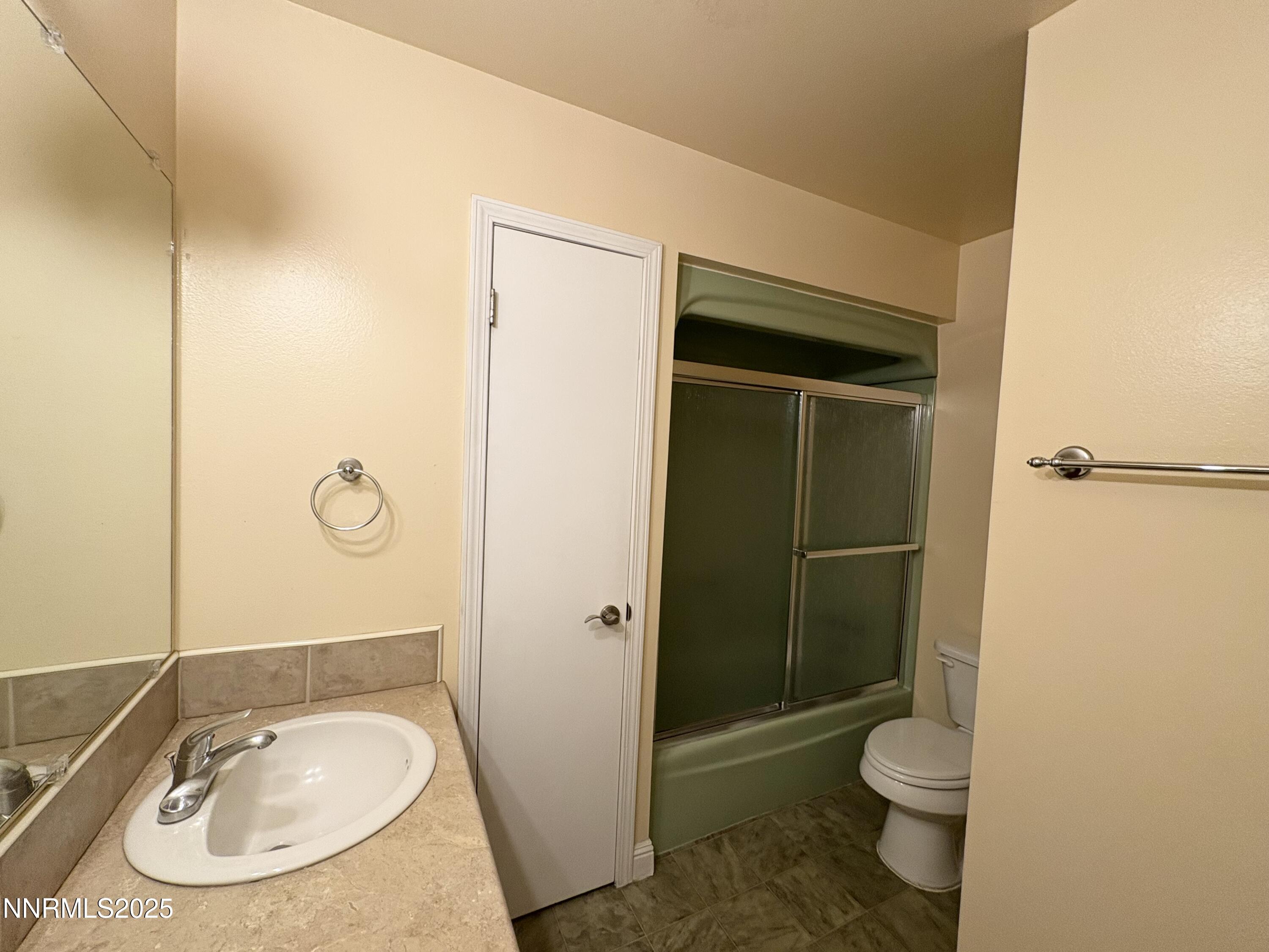 165 Smithridge Park Reno, NV 89502 - Photo 24 of 33 IMG_4402