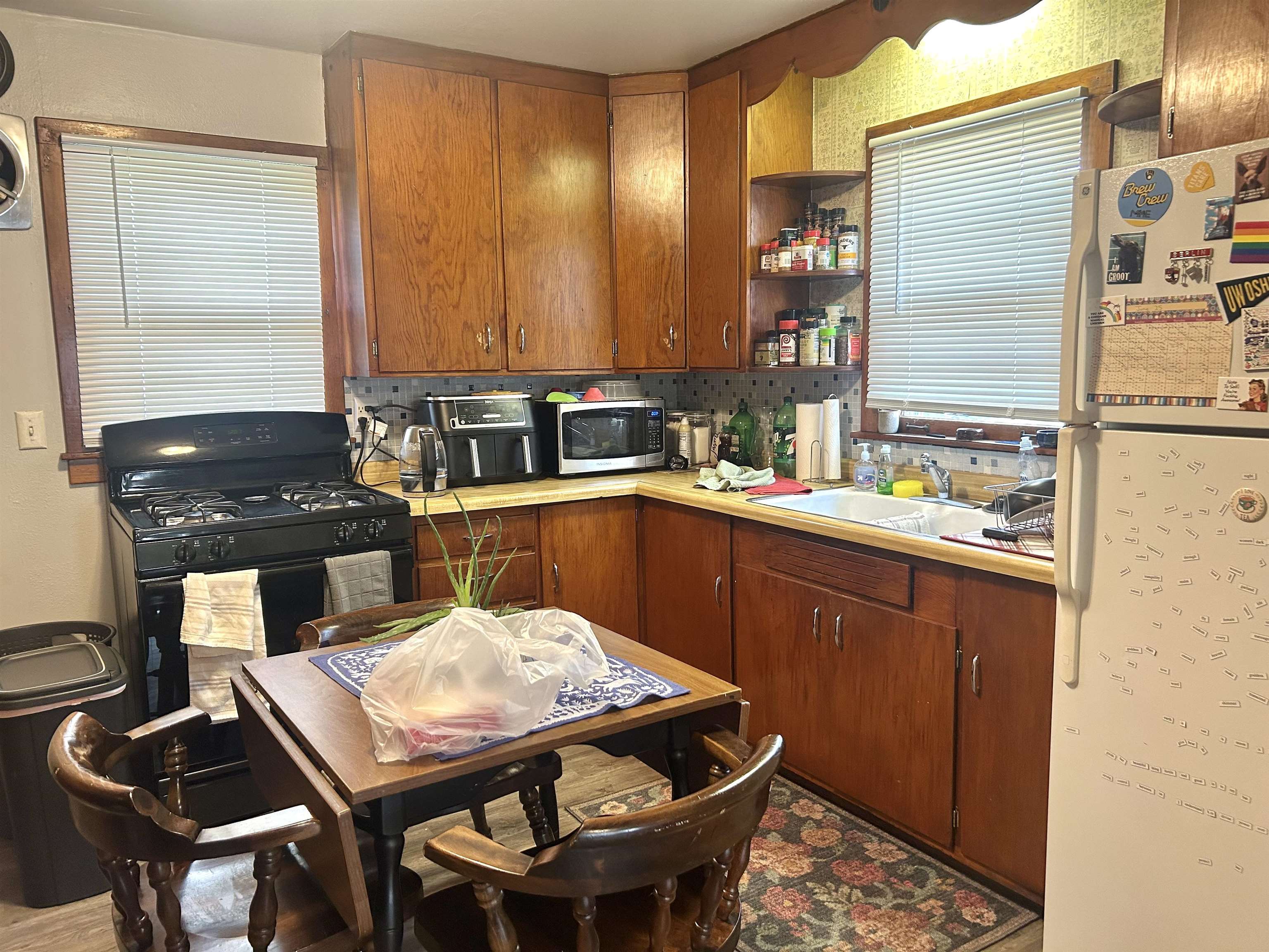 804 John Avenue Oshkosh, WI 54901 - Photo 4 of 11