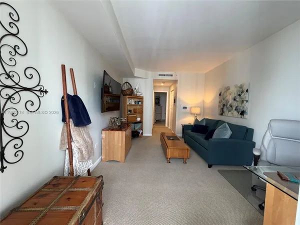 $5,800 | 801 Brickell Key Boulevard, Unit 3008, Miami, FL 33131