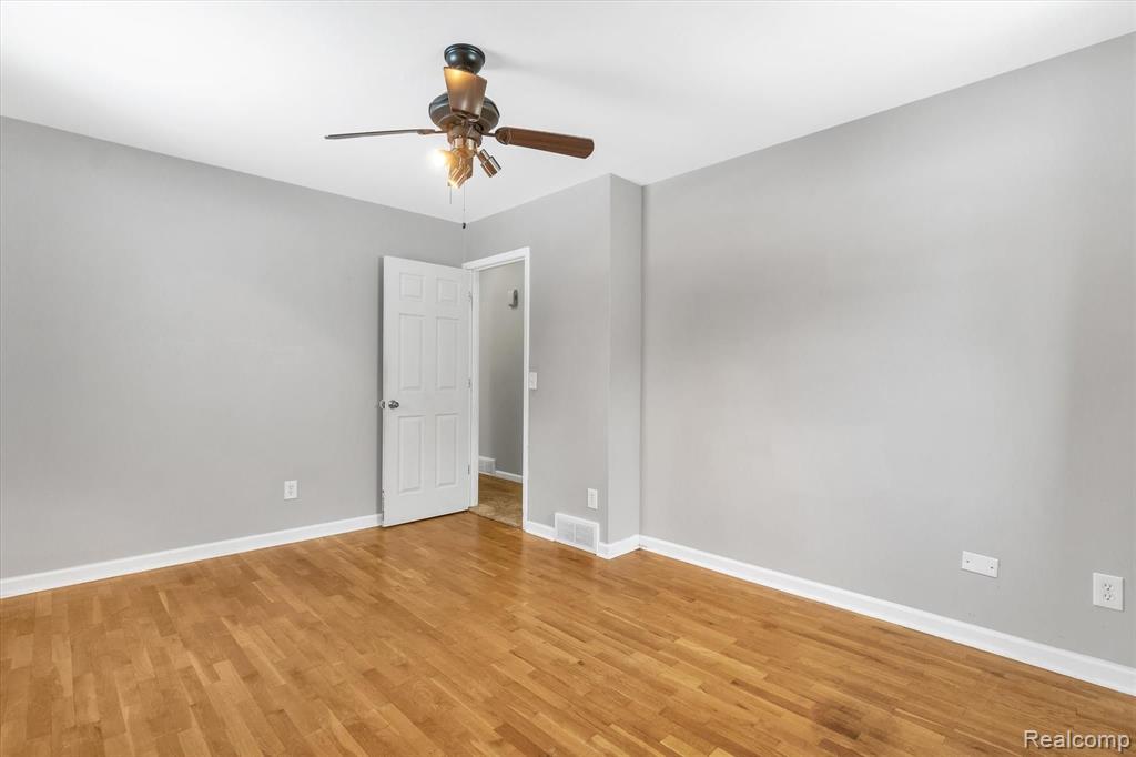 1416 West Judd Road Flint, MI 48507 - Photo 19 of 36 Gallery Image 19