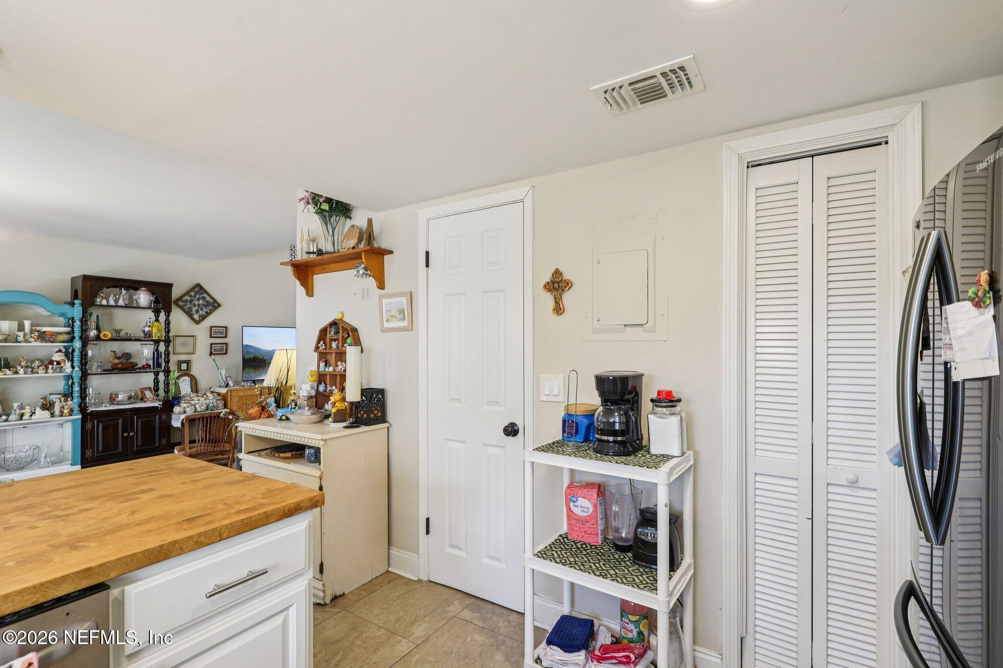 3517 Peeler Road, Unit 13 Jacksonville, FL 32277 - Photo 13 of 33 Kitchen