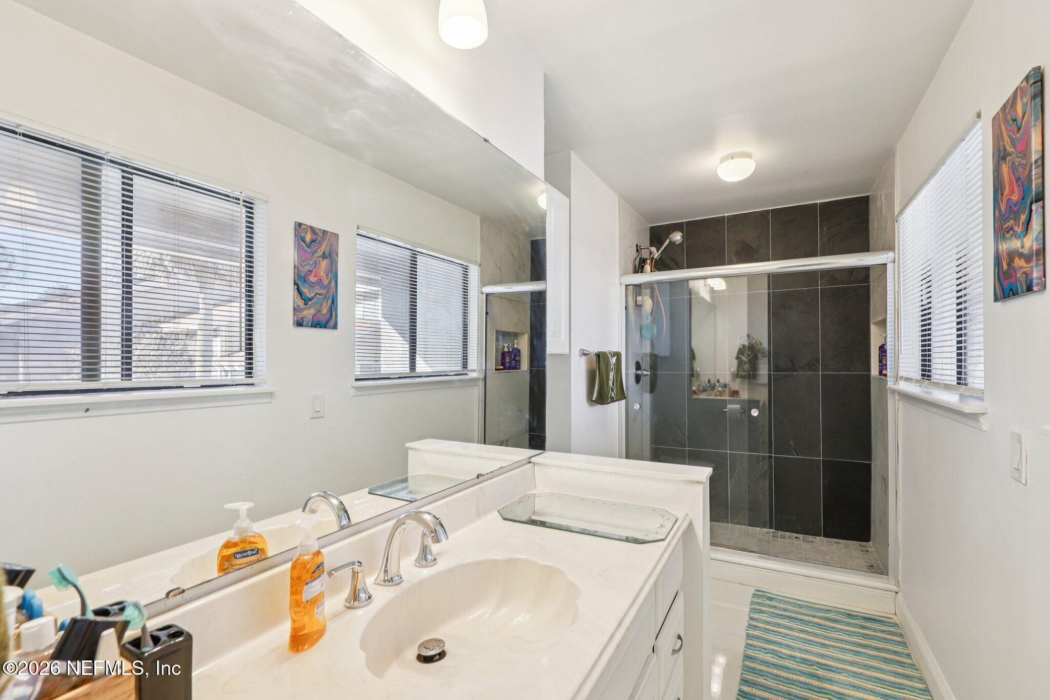 3517 Peeler Road, Unit 13 Jacksonville, FL 32277 - Photo 22 of 33 Primary Bathroom