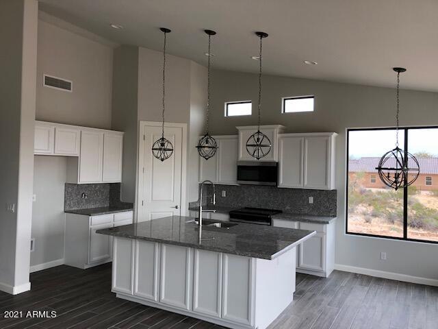 16538 West Sleepy Ranch Road Surprise, AZ 85387 - Photo 15 of 39 !!! Miss 3