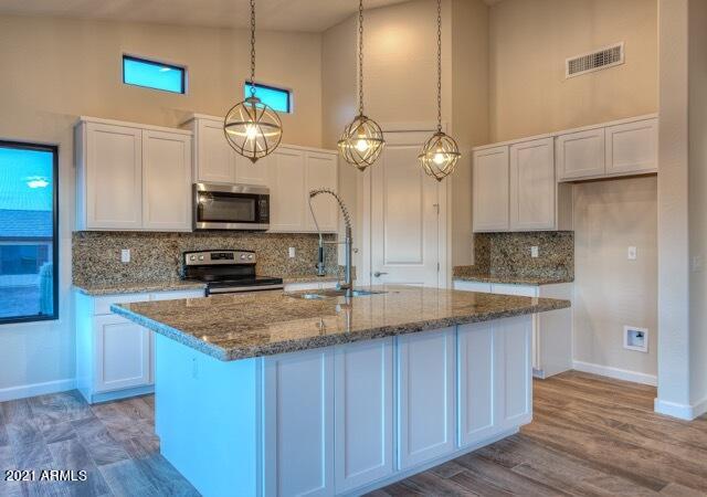 16538 West Sleepy Ranch Road Surprise, AZ 85387 - Photo 8 of 39 1658 p20