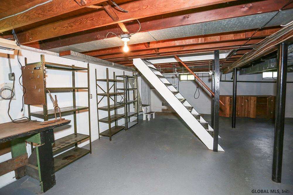 89 Lisha Kill Road Colonie, NY 12205 - Photo 12 of 49 Photo 12