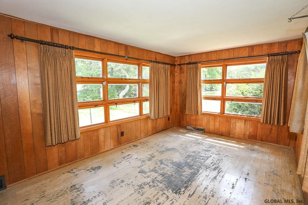 89 Lisha Kill Road Colonie, NY 12205 - Photo 17 of 49 Photo 17
