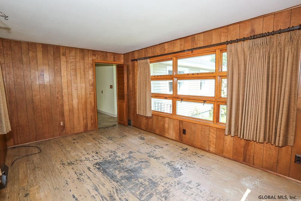 89 Lisha Kill Road Colonie, NY 12205 - Photo 18 of 49 Photo 18