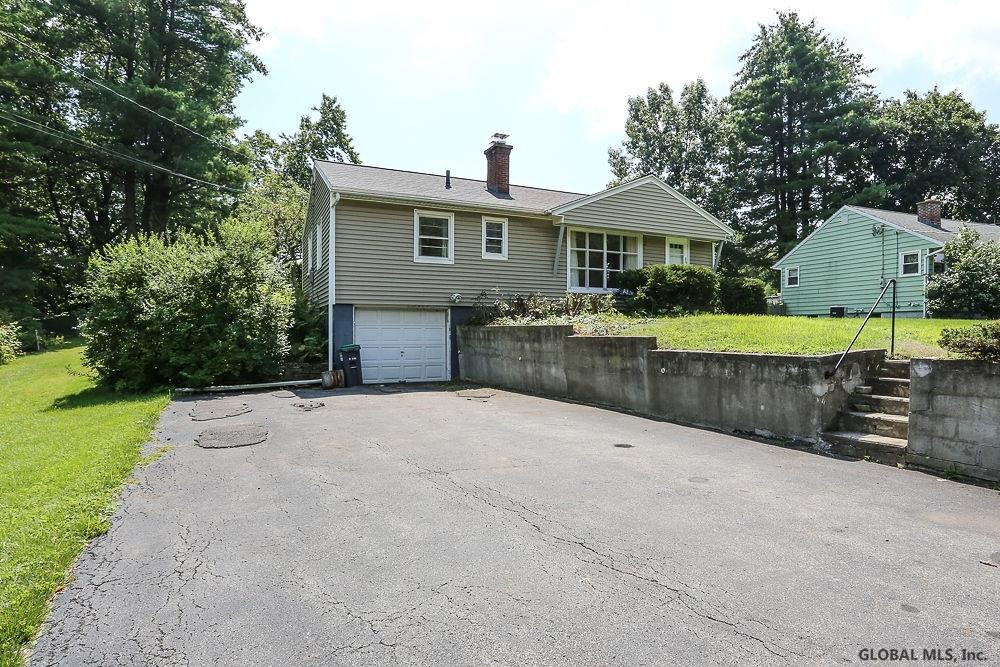 89 Lisha Kill Road Colonie, NY 12205 - Photo 2 of 49 Photo 2