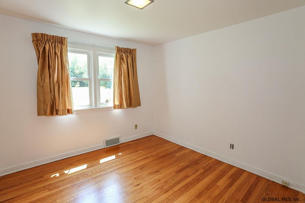89 Lisha Kill Road Colonie, NY 12205 - Photo 32 of 49 Photo 32