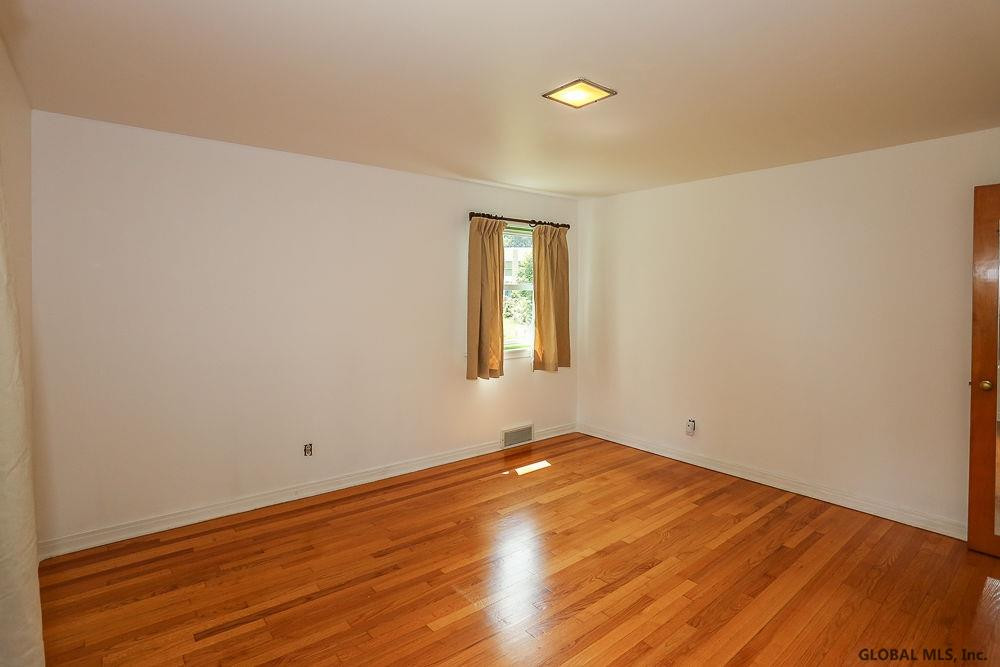 89 Lisha Kill Road Colonie, NY 12205 - Photo 38 of 49 Photo 38